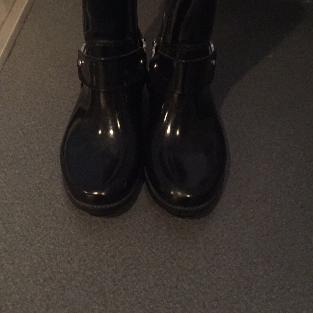 Women’s Michael Kors Boots - Picture 5 of 6